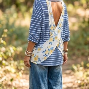 7th Ray Waffle Knit Striped Floral Open Back Top Size M